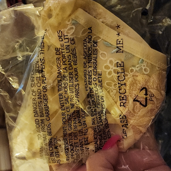 FOR LOVE & LEMONS VINTAGE EYELET ROSE THONG PANTY - Picture 7 of 7